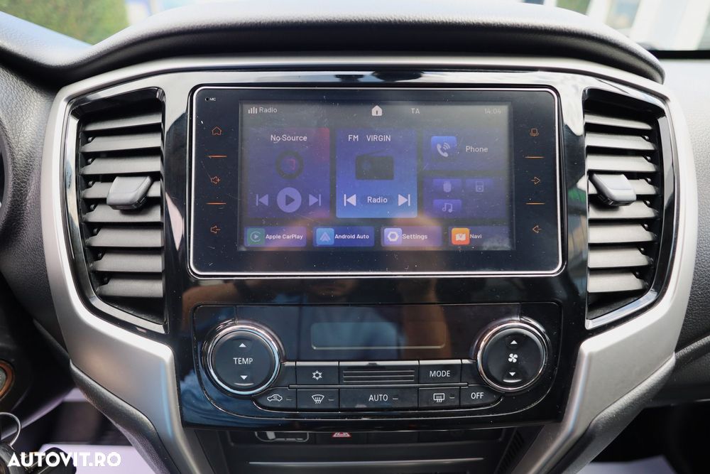 Mitsubishi L200 Double Cab 2.2 DI-D A/T Intense - 22