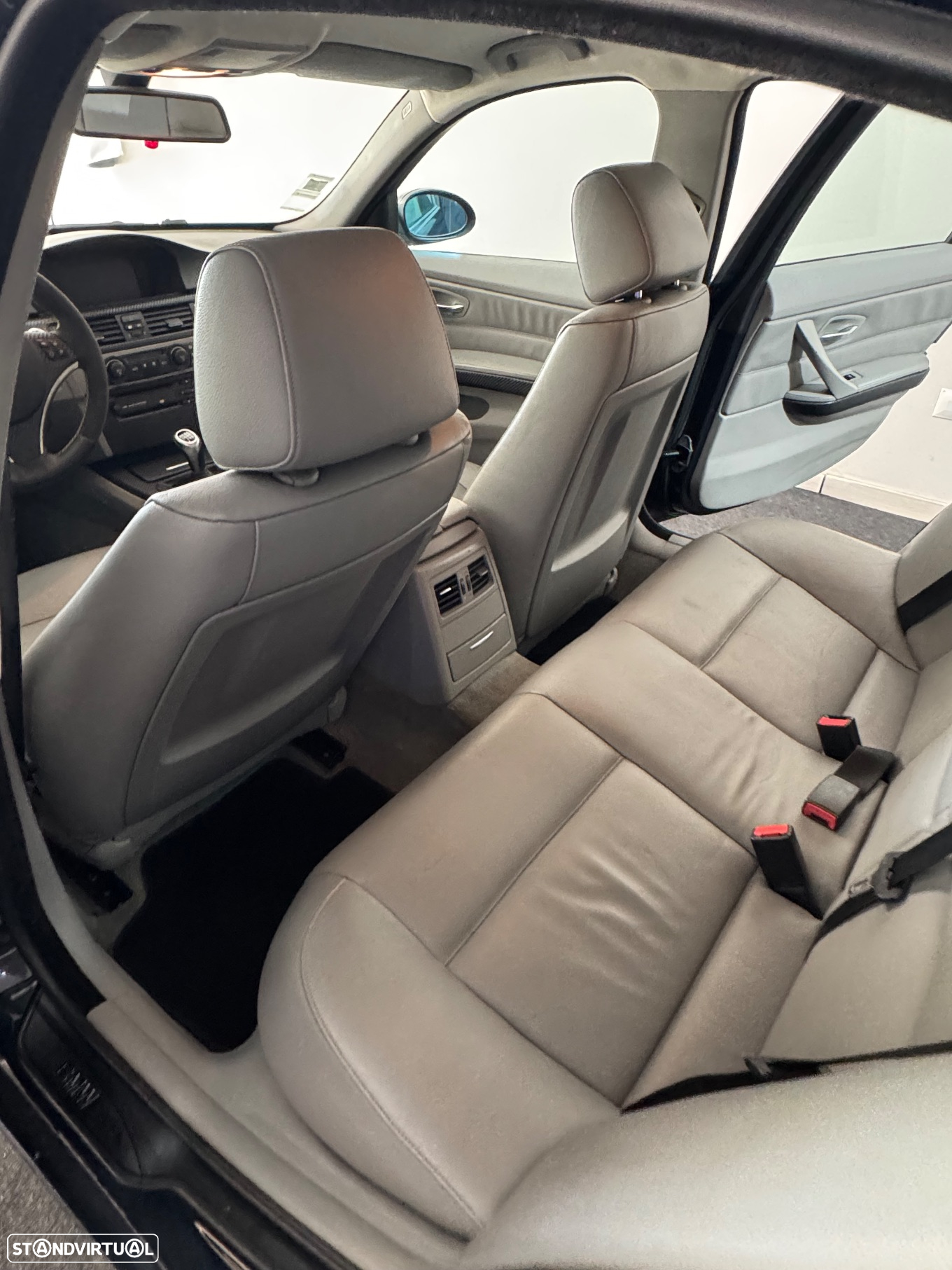 BMW 320 d Exclusive - 9