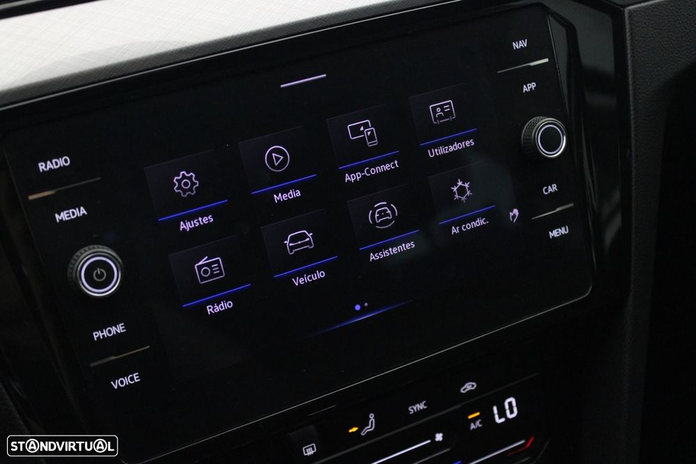 Volkswagen Passat Variant 2.0 TDI Business DSG — fotografia 19