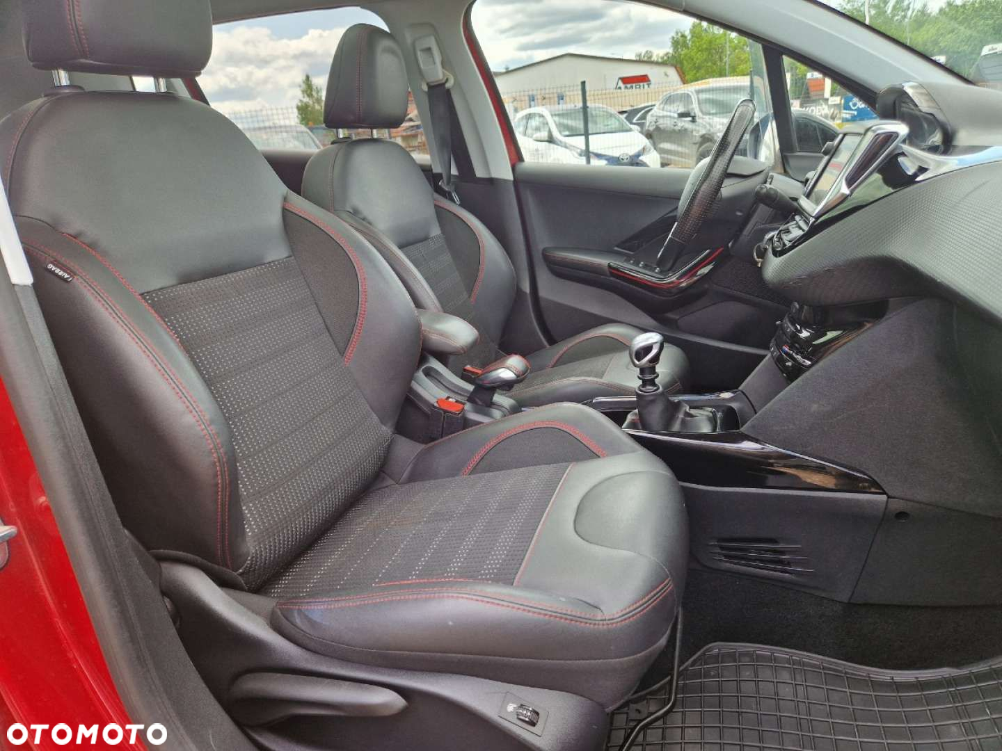 Peugeot 2008 PureTech 130 Stop&Start GT-Line Edition - 24