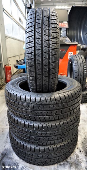 Pirelli Carrier Winter 195/60R16C 99/97T Z386 - 2