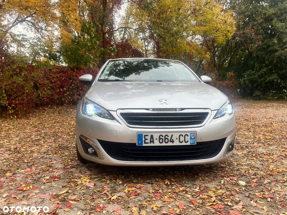 Peugeot 308 1.2 PureTech Allure S&S - 10