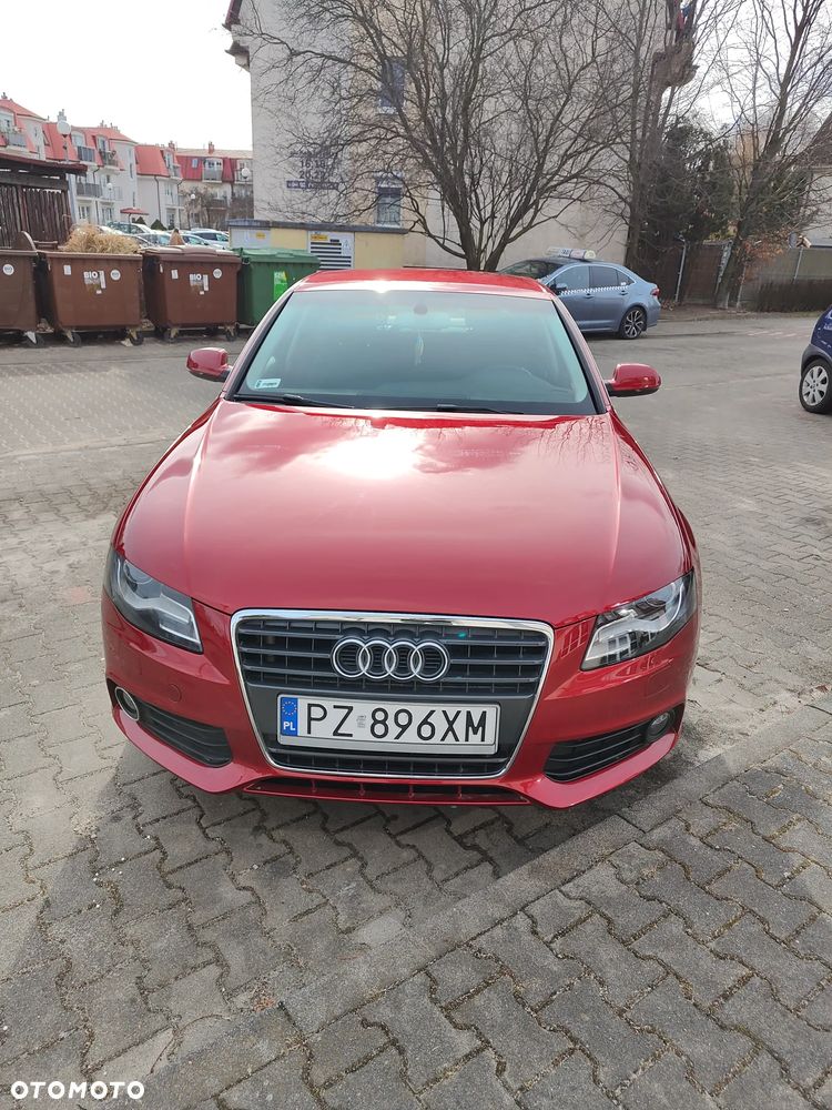 Audi A4 Limousine - 1