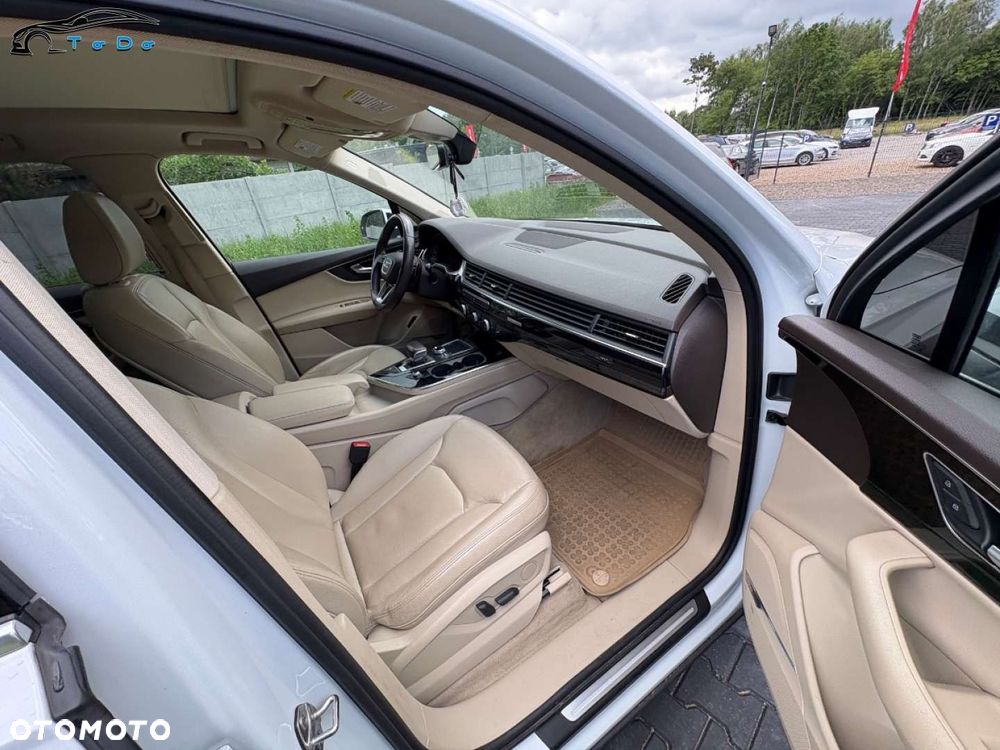 Audi Q7 3.0 TFSI Quattro Tiptr - 37