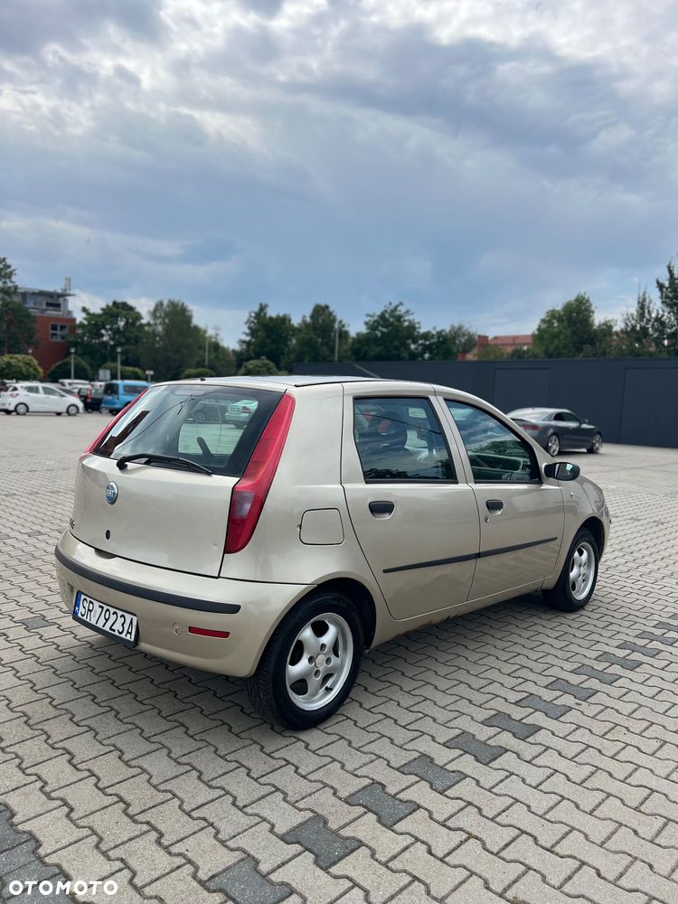 Fiat Punto 1.2 8V - 6
