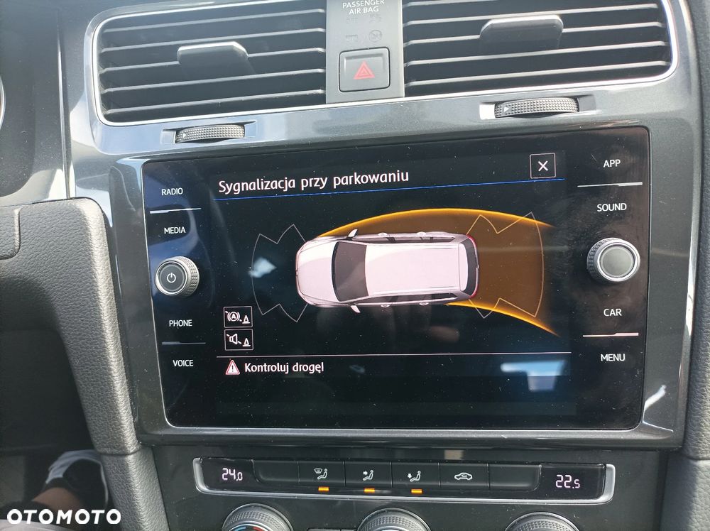 Volkswagen Golf 1.6 TDI BMT Comfortline - 10