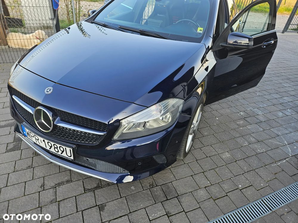 Mercedes-Benz Klasa A 220 4Matic 7G-DCT - 3
