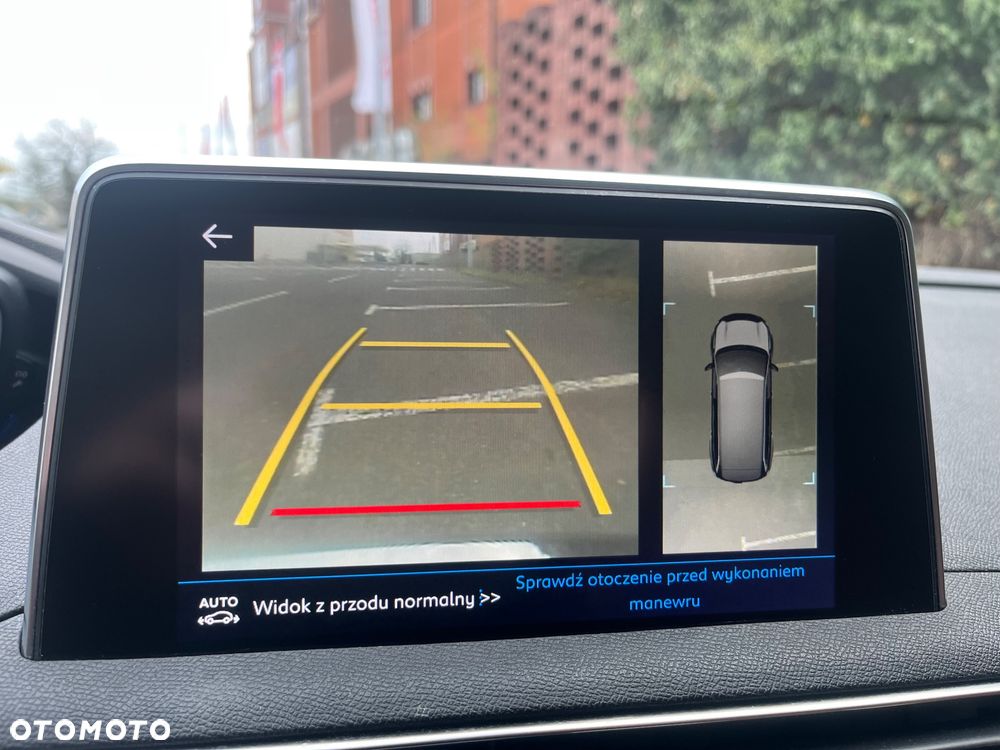 Peugeot 5008 1.6 PureTech Allure S&S EAT8 - 28