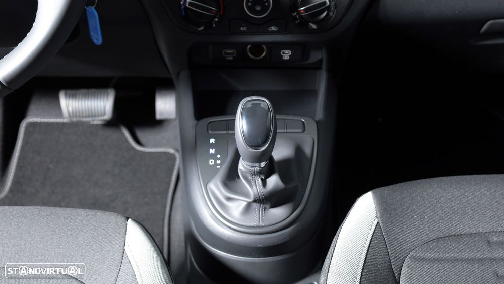 Hyundai i10 1.0 Comfort AMT - 14