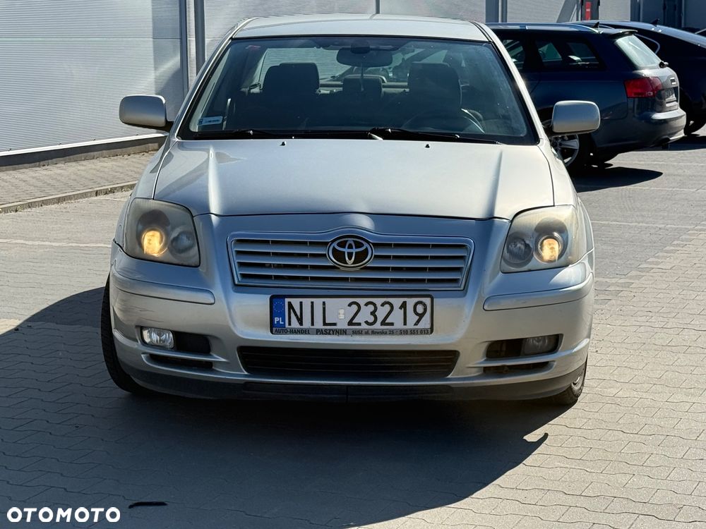 Toyota Avensis 2.0 D-4D Sol - 6