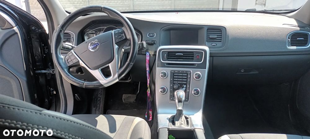 Volvo S60 D2 Drive-E Dynamic Edition (Kinetic) - 5