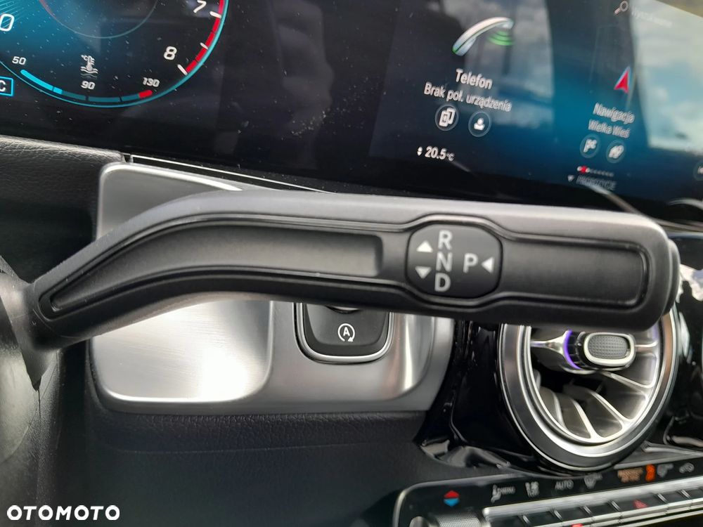 Mercedes-Benz GLB 250 4-Matic Progressive 8G-DCT - 14