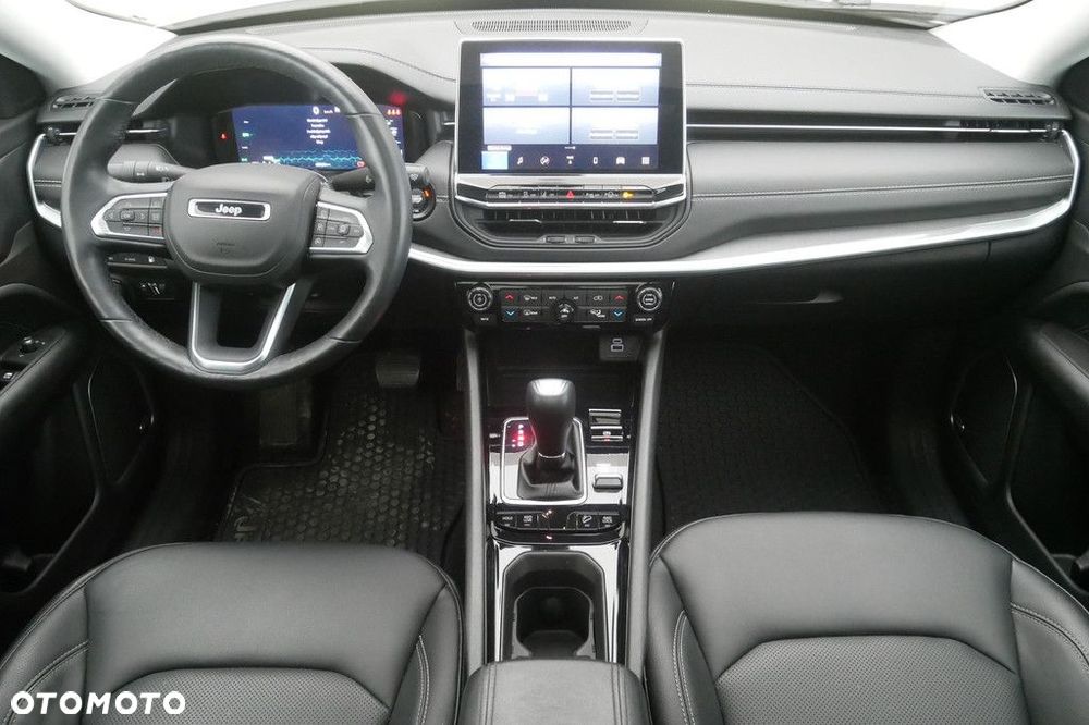 Jeep Compass - 8