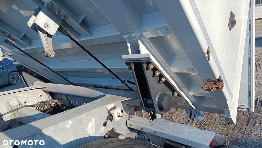 Zaslaw WYWROTKA/KLAPO-DRZWI/OSIE SAF - 14