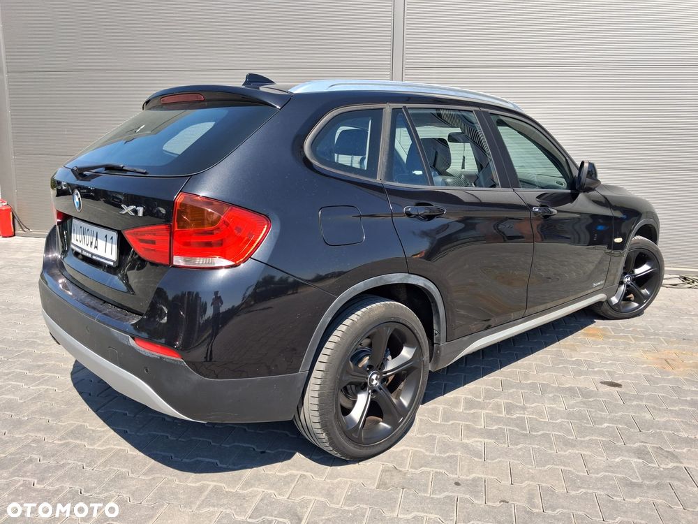 BMW X1 sDrive18i Sport Line - 9