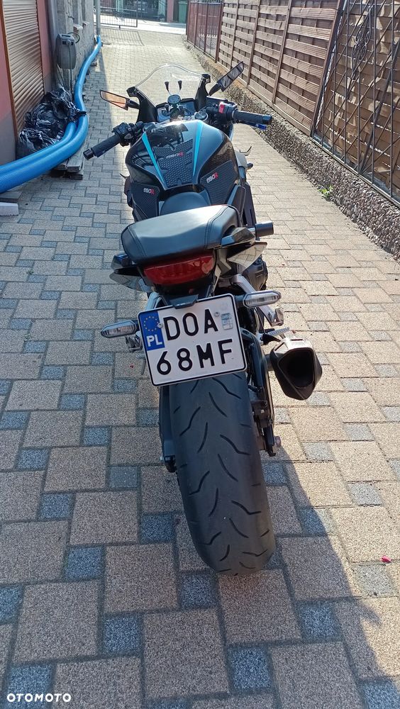 Honda CBR - 5
