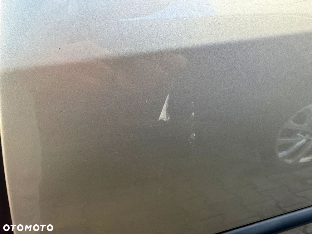 Renault Clio 1.2 16V Authentique - 24