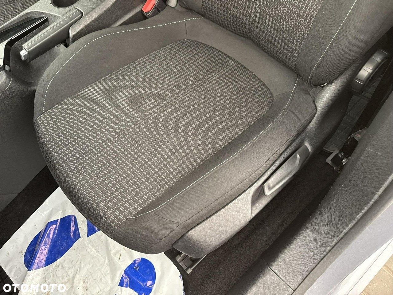 Peugeot 308 - 17