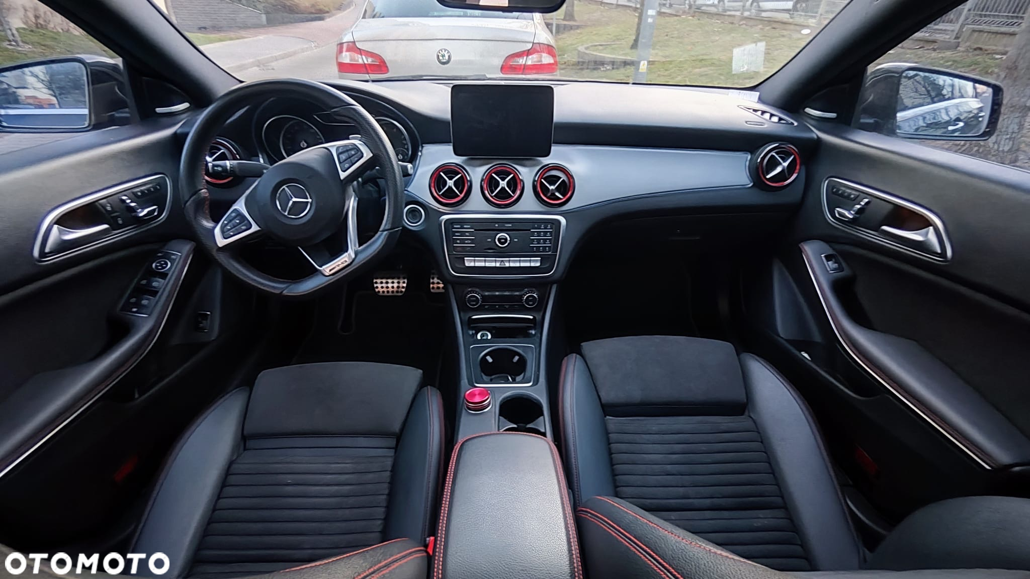 Mercedes-Benz CLA - 5