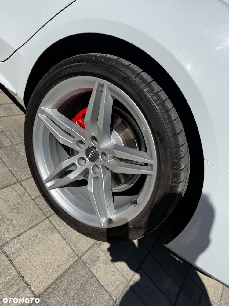 Audi A4 Avant 2.0 TDI ultra sport - 40