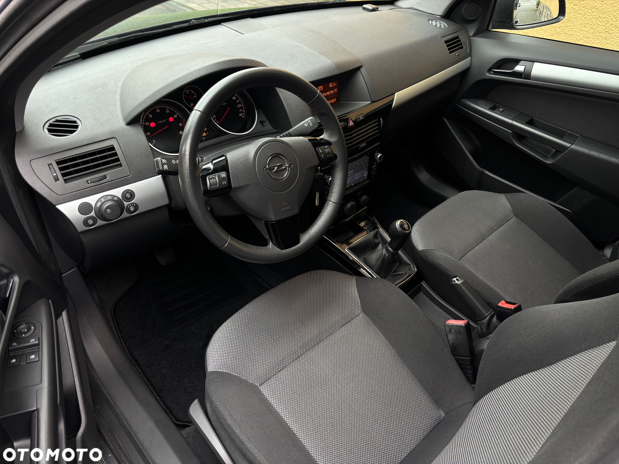 Opel Astra 1.4 - 6