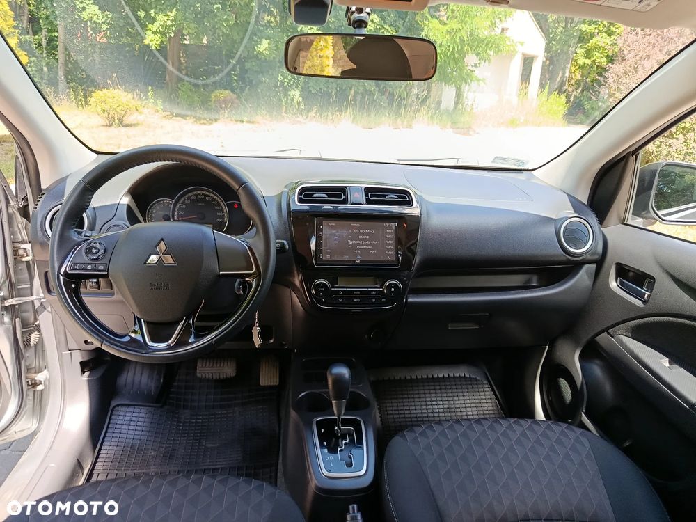 Mitsubishi Space Star 1.2 Intense SDA CVT - 6