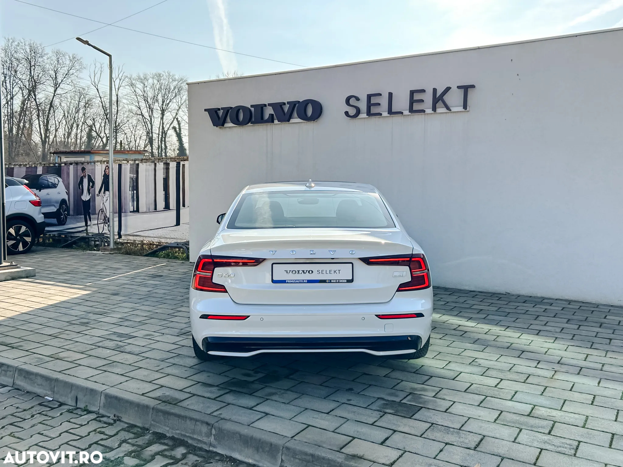Volvo S60 T8 eAWD R-Design - 5
