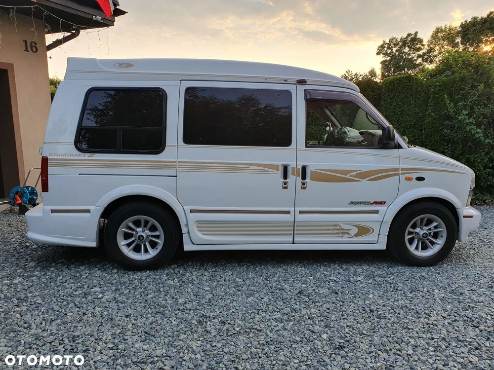 Chevrolet Astro - 21