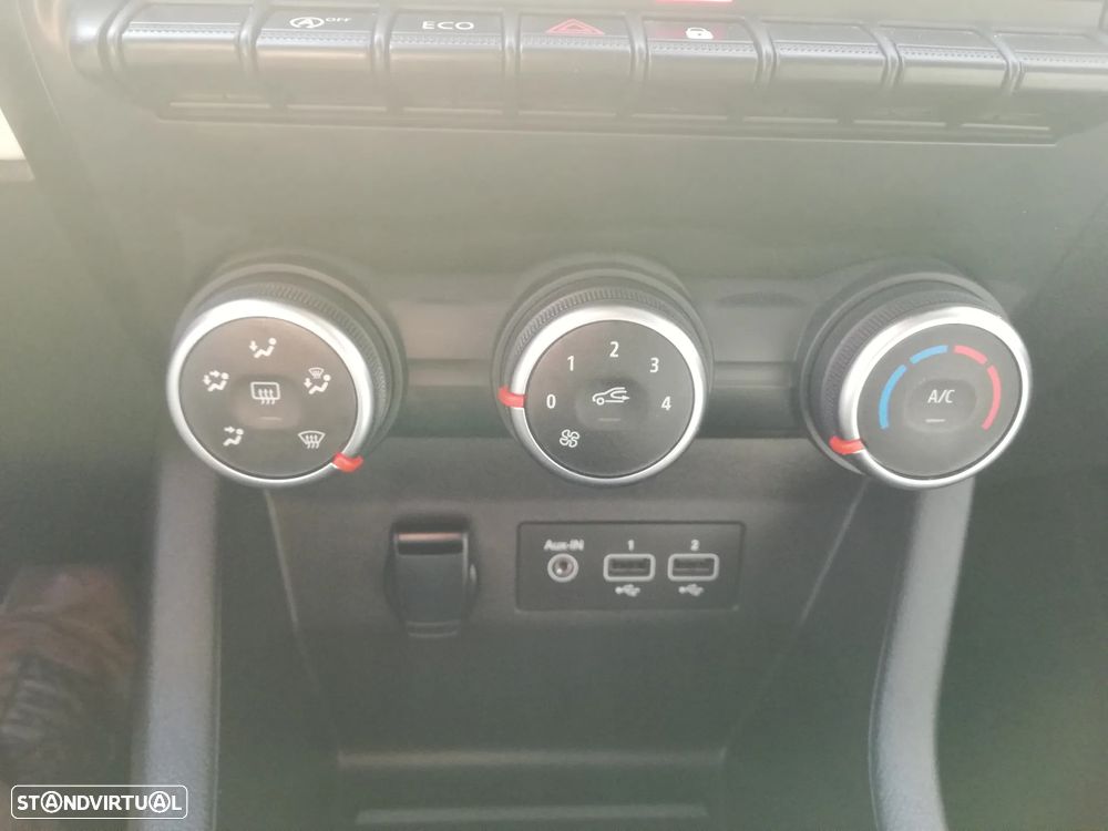 Renault Clio 1.0 TCe Evolution Bi-Fuel - 17
