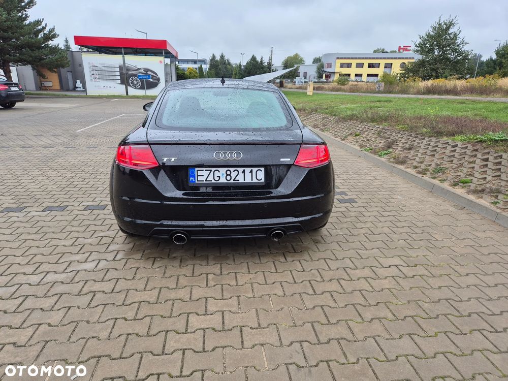 Audi TT S Coupé - 5