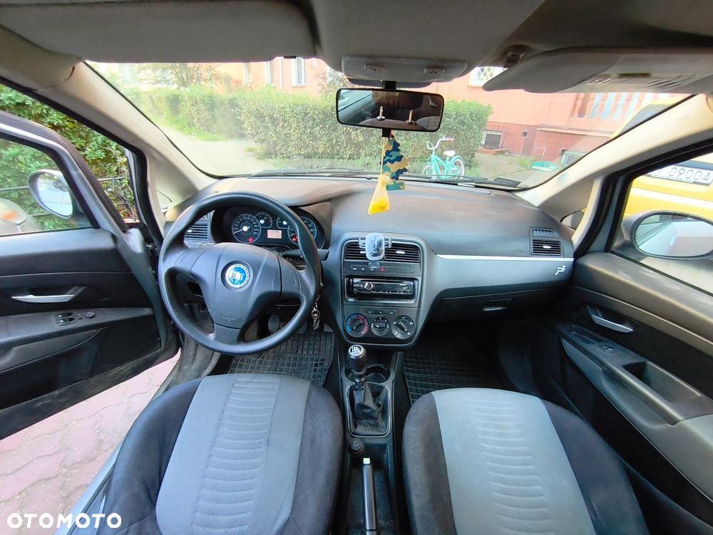 Fiat Punto - 7