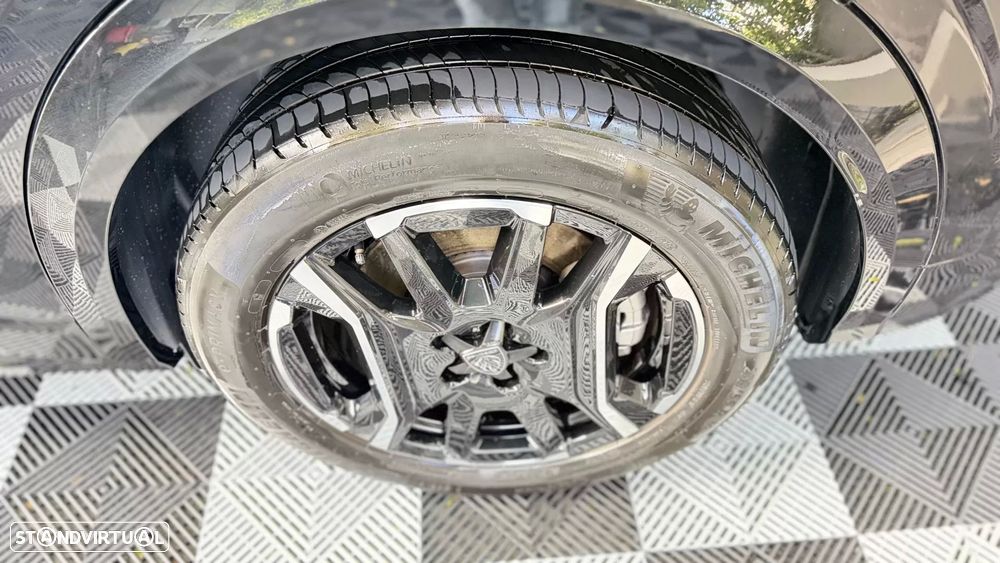 Peugeot E-3008 73 kWh GT - 9