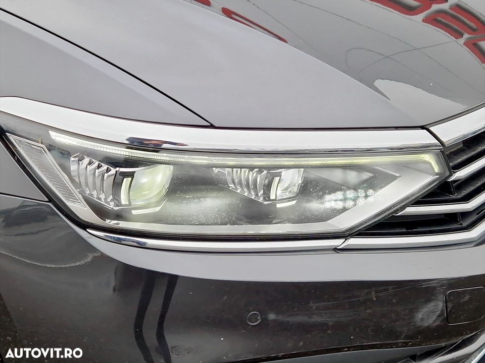 Volkswagen Passat 2.0 TDI DSG Comfortline - 9