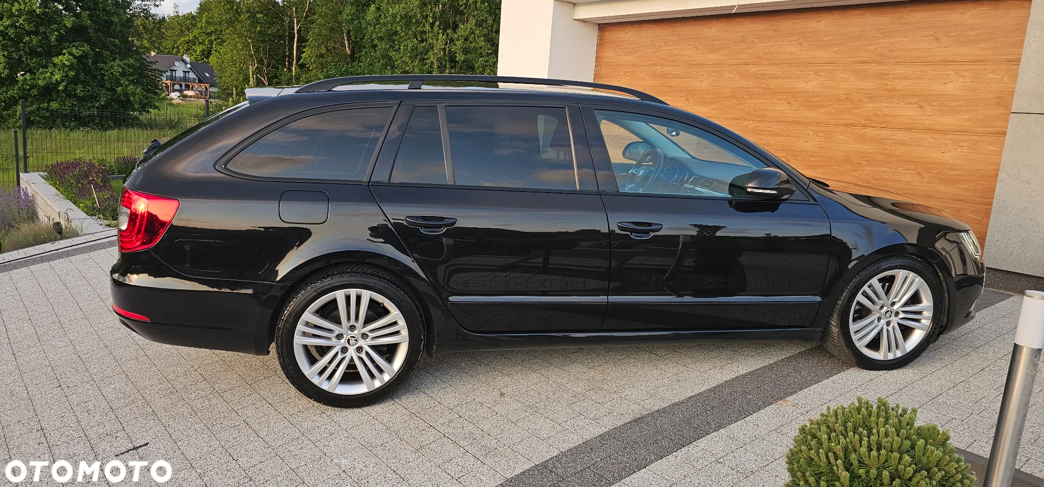 Skoda Superb 2.0 TDI Green tec DSG L&K - 36