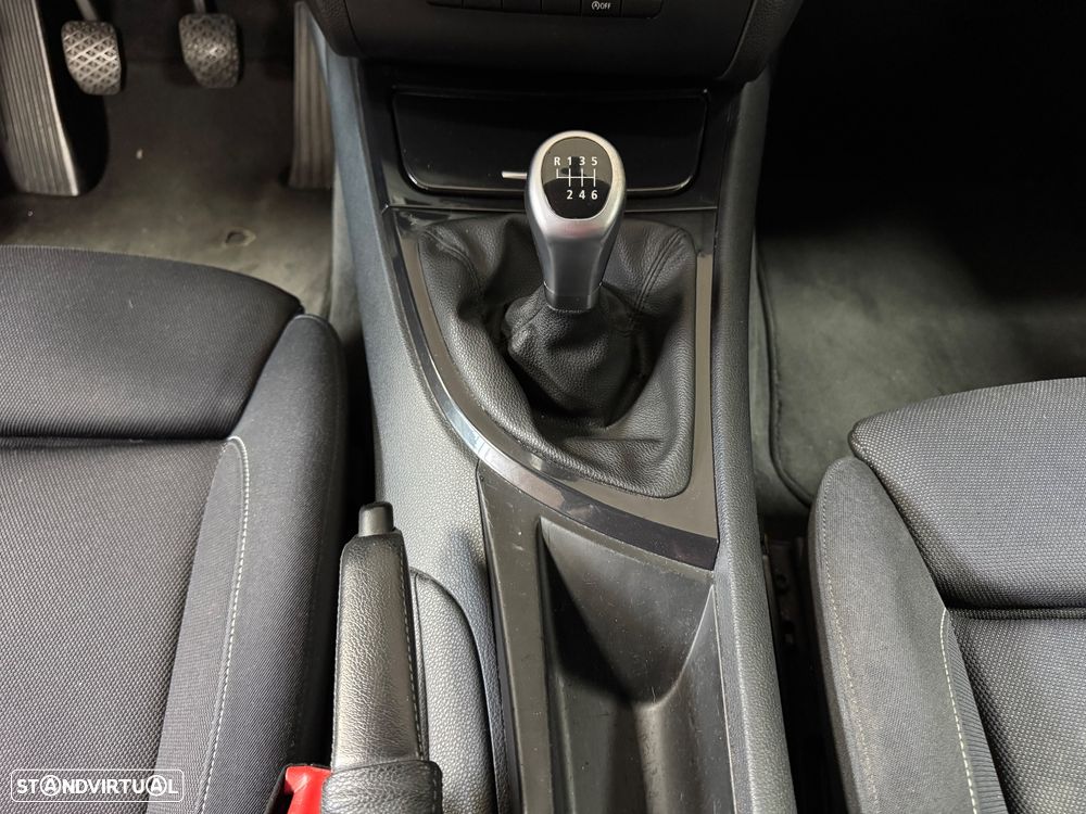 BMW 116 d Sport Line - 25