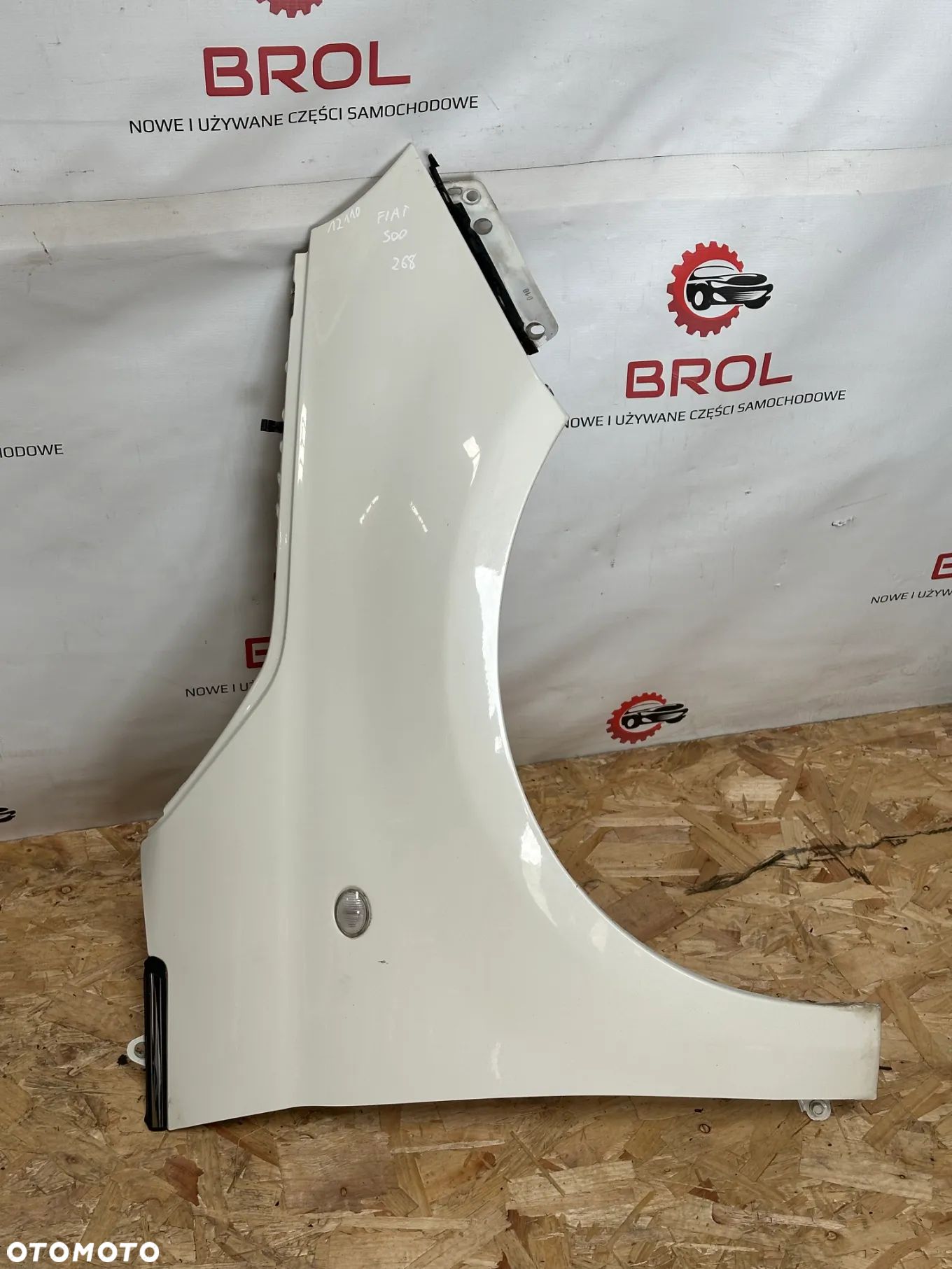 BŁOTNIK PRZEDNI PRAWY FIAT 500   268 - 1