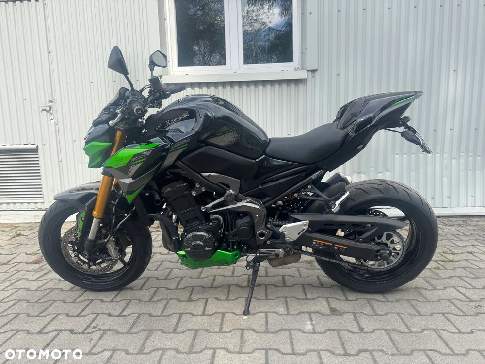 Kawasaki Z 900 - 16