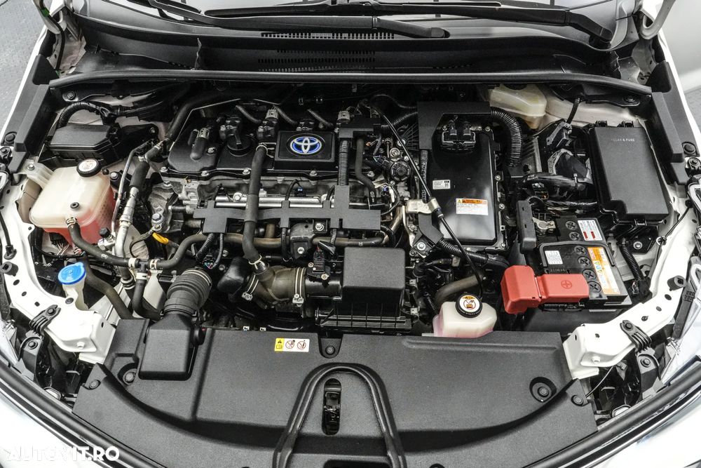 Toyota Corolla 1.8 HSD Dynamic - 23