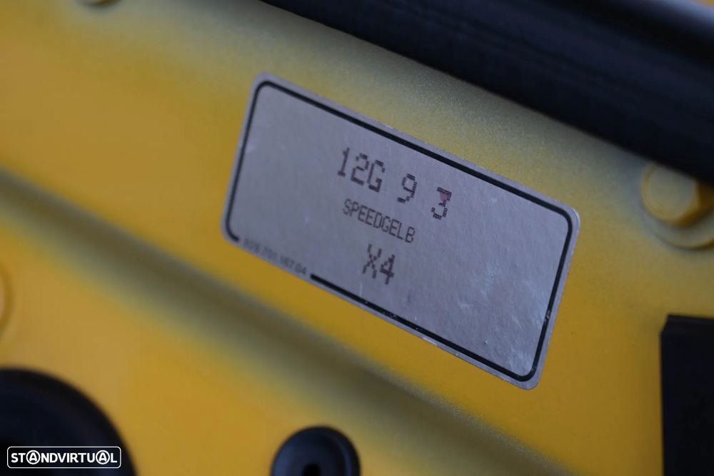 Porsche 911 (993) Coupé 3.8 Carrera RS - 36