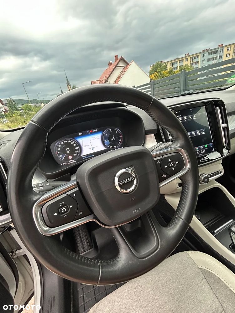 Volvo XC 40 D3 AWD Momentum - 16
