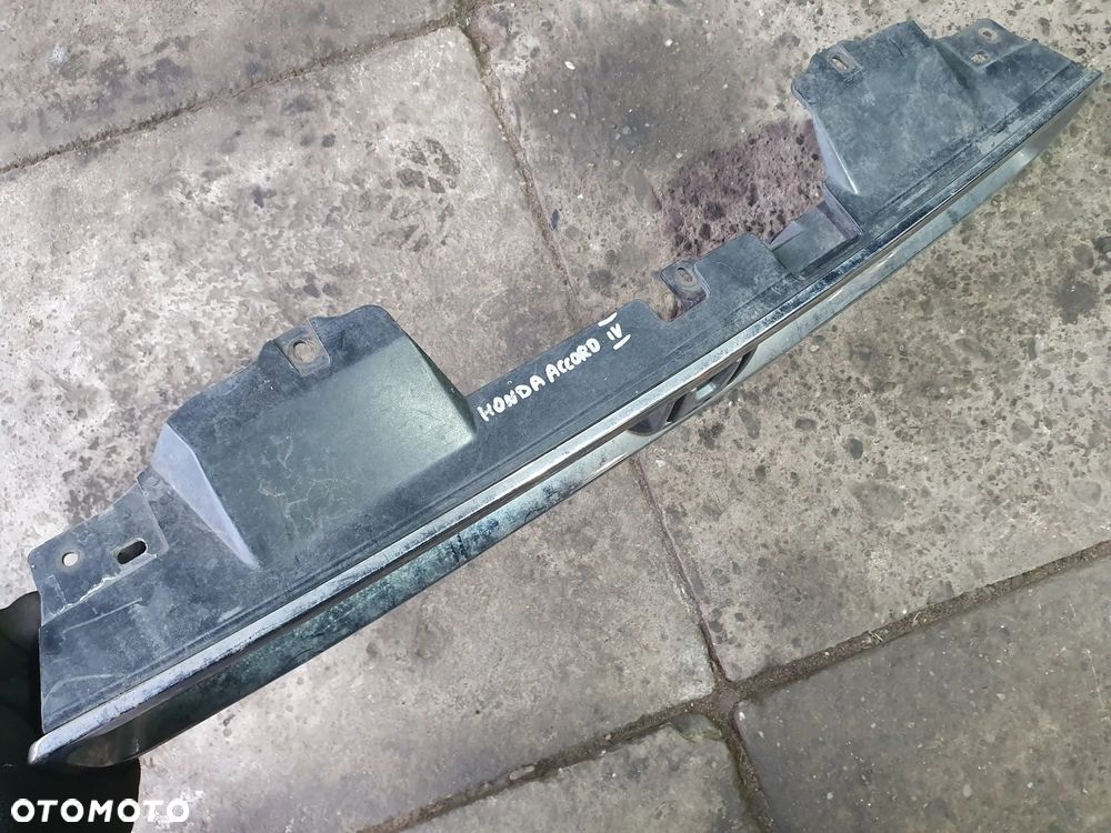 Honda Accord IV sedan grill atrapa - 3