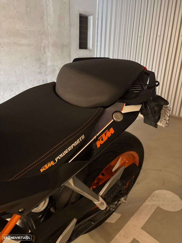 KTM 390 - 6