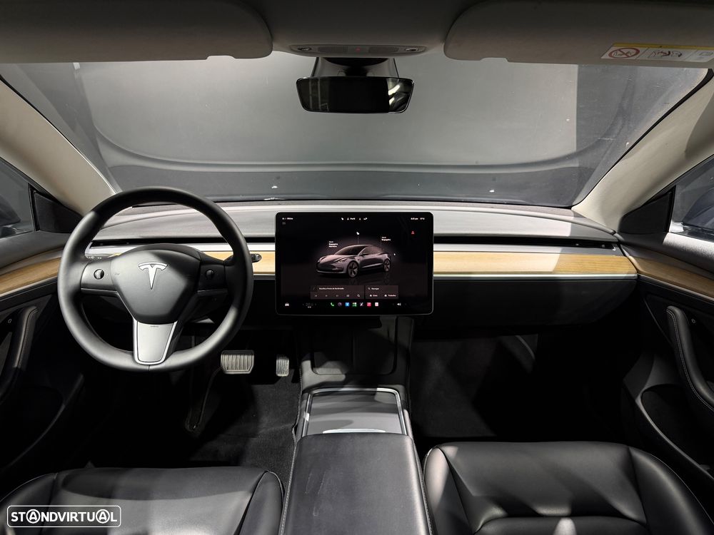 Tesla Model 3 Long-Range Dual Motor AWD - 32