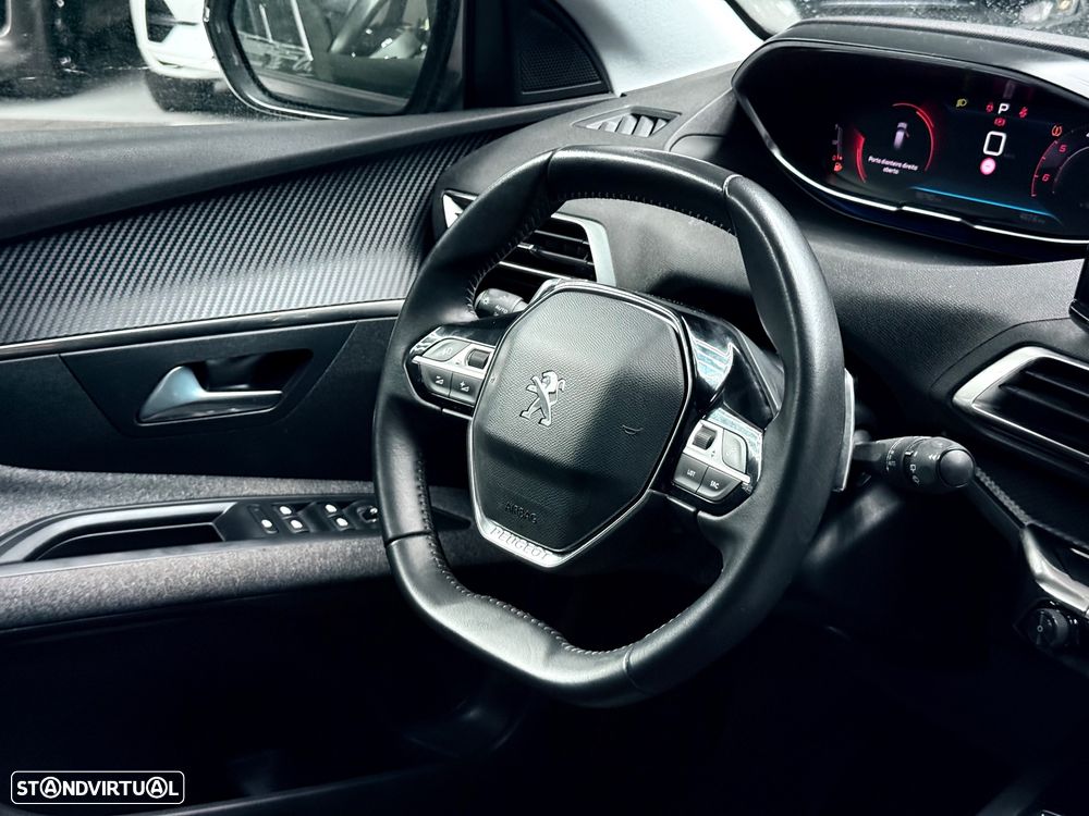 Peugeot 3008 1.5 BlueHDi Active Pack EAT8 - 13