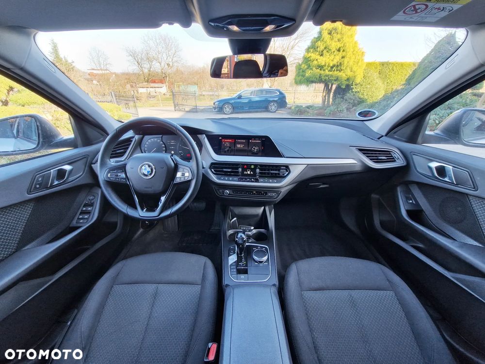 BMW Seria 1 116d Sport Line - 8
