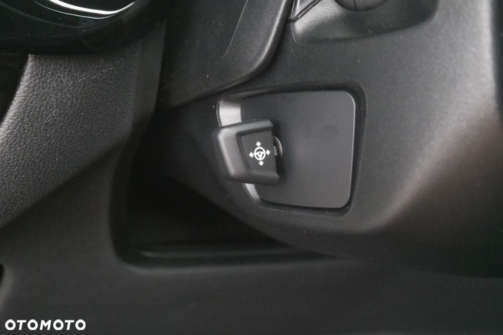 BMW Seria 5 - 35