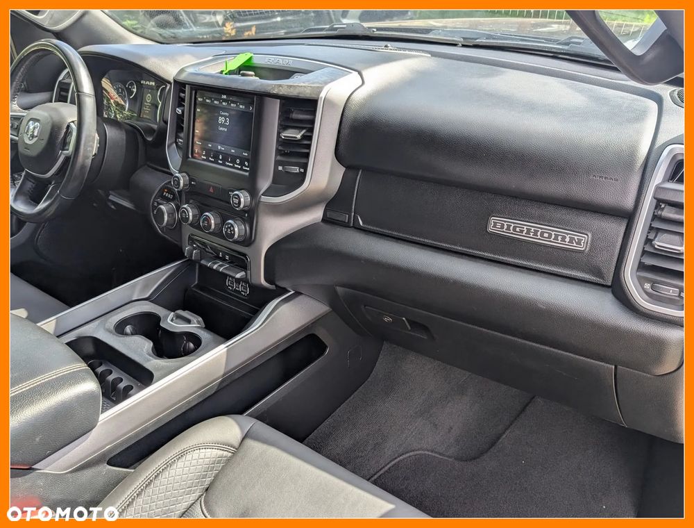 RAM 1500 Crew Cab Shortbed Bighorn - 14