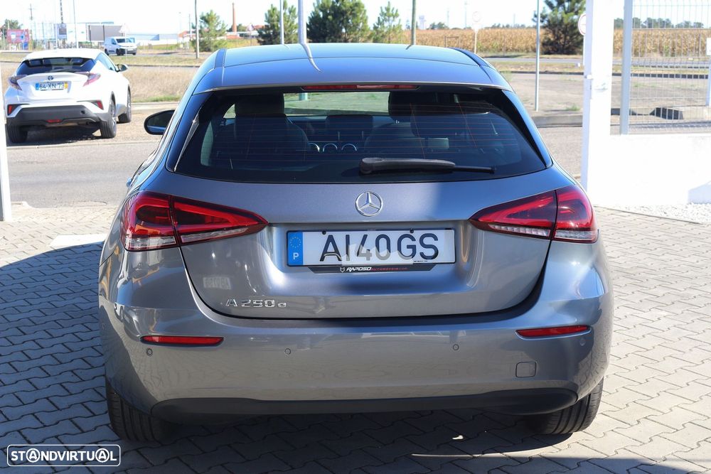Mercedes-Benz A 250 e Style Plus - 18