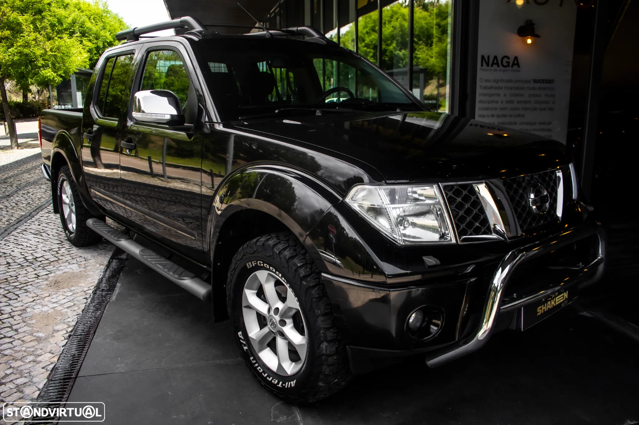 Nissan Navara 2.5 dCi CD SE AT 4WD - 6