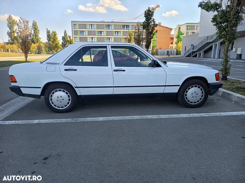Mercedes-Benz W201 - 7